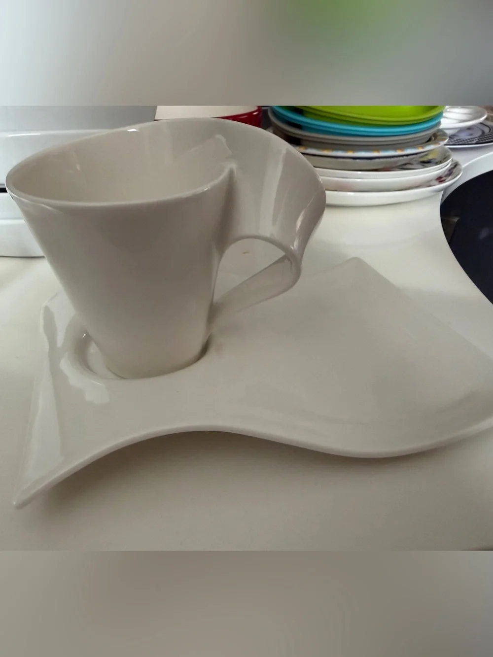 New Set of 12 Villeroy and Boch Large New Wave White Porcelain Mug with Saucer
